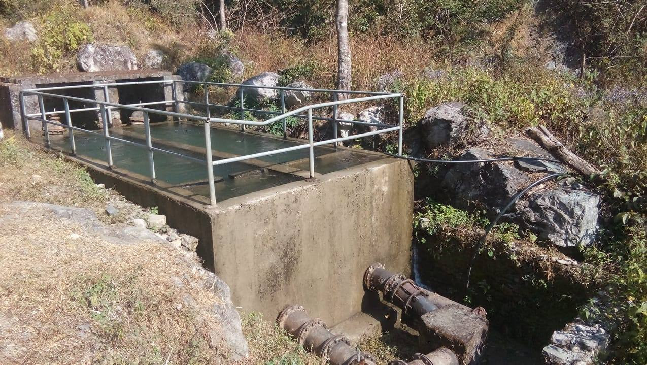 सुर्खेत उपत्यकामा रतुखोलाबाट पनि पानी