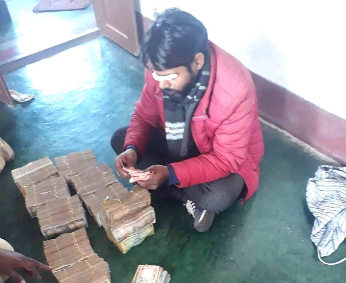 ८३ लाख नगदसहित ४ हुण्डी कारोबारी जनकपुरबाट पक्राउ