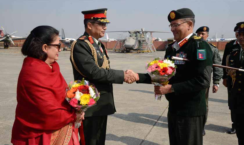 भारत भ्रमण सकेर प्रधानसेनापति थापा  फर्किए