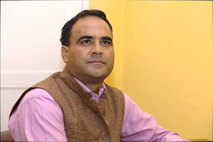 नेविसंघ अध्यक्ष नैनसिंह महरले दिए राजीनामा