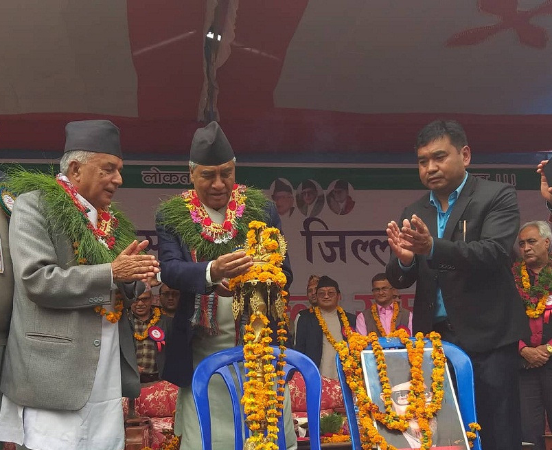 अब कांग्रेस एक भएर अगाडि बढ्नुको विकल्प छैन – देउवा