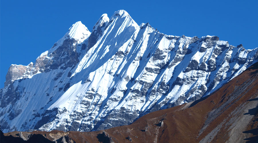 पहिलोपटक जुगल हिमालको  सफल आरोहण
