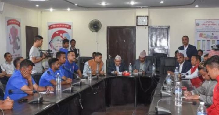 खेलाडीहरुलाई जनही ५ लाख नगदसहित सम्मान