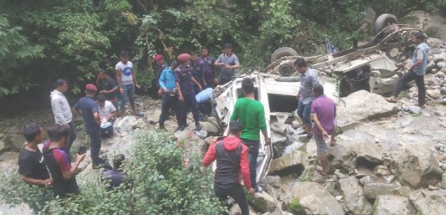 अर्घाखाँचीमा जीप दुर्घटना हुँदा ३ जनाको मृत्यु, ६ घाइते