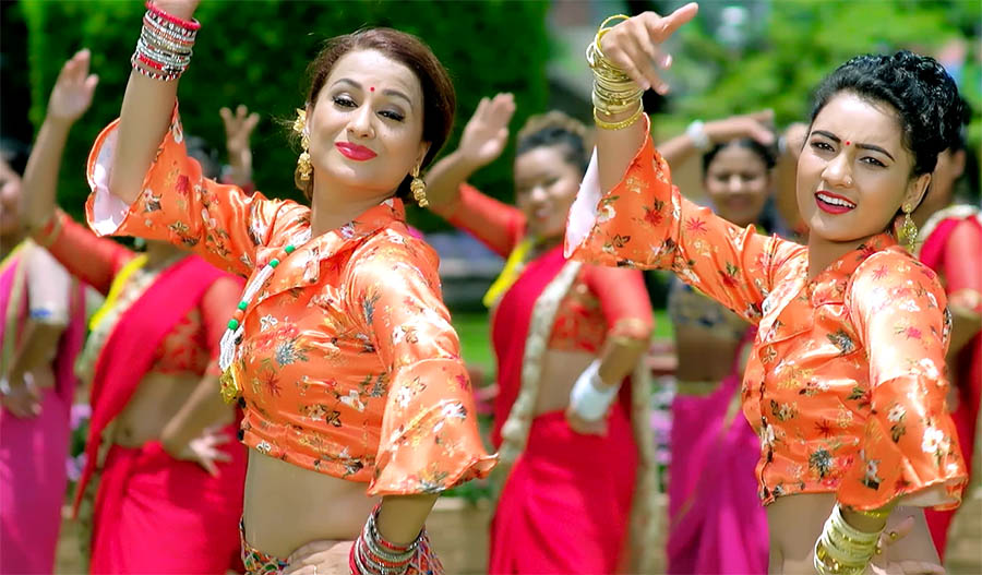 खुमन र सपनाको तीज गीत ‘घरबार गर्ने सोँच’ सार्बजनिक (भिडियोसहित)