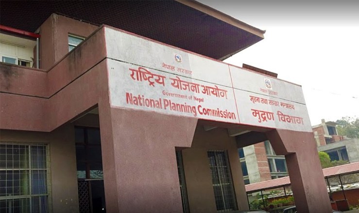 सिंहदरबारभित्रै  योजना आयोगका कर्मचारी मृत फेला