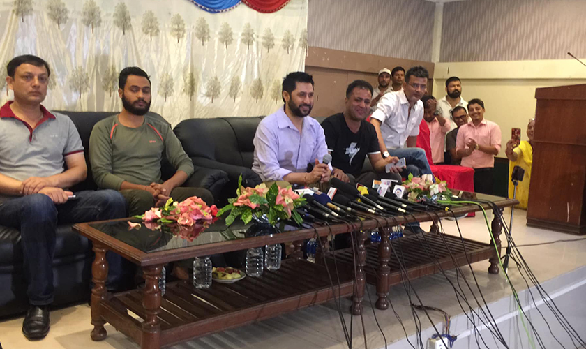 पैसाको लोभ हुँदो हो भने यो जीवन छान्ने थिइनँ –  रवि लामिछाने