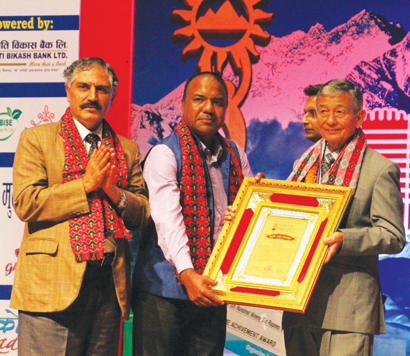 क-कसले जिते ‘सगरमाथा म्युजिक अवार्ड २०७६ ?