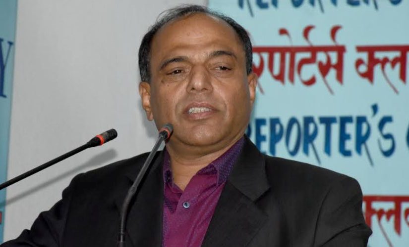 कृषि मन्त्री चक्रपाणि खनाललाई डेंगु संक्रमण