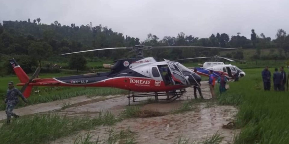 पाँचखाल र नेपालथोकमा सातवटा हेलिकोप्टरको आपतकालीन अवतरण