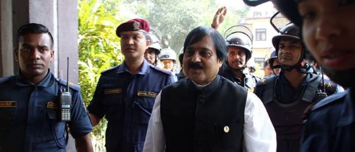 सांसद  मोहम्मद अफताब आलमविरुद्ध ३ अभियोग दर्ता