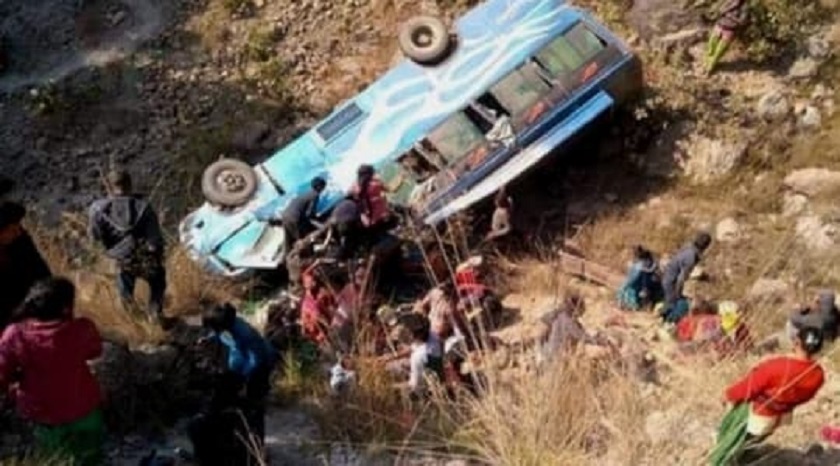 अपडेट :अर्घाखाँची वस दुर्घटनामा मृत्यु हुनेको संख्या अठार पुग्यो