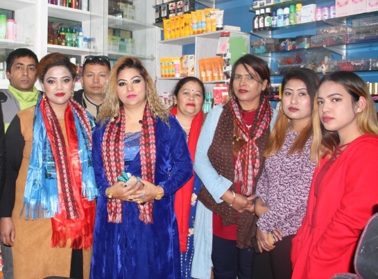 मिना पौडेलको ‘ब्लेसिङ ब्युटिपार्लर’ सञ्चालनमा