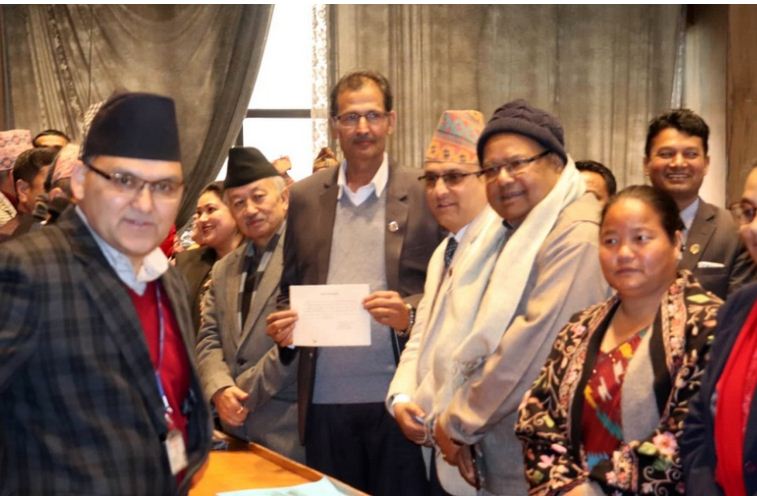 सर्वोच्चमा अग्नि सापकोटाविरुद्ध  रिट