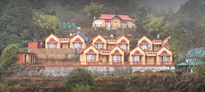 आठ जना भारतीय पर्यटकको मृत्युपछि एभरेष्ट पानोरमा रिसोर्ट निलम्बित
