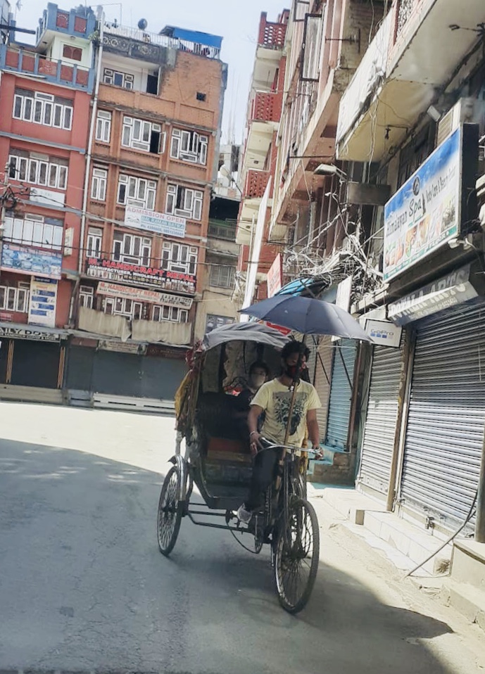 लकडाउनबारे भोली निर्णय हुने, हवाइ सेवा थप दुई साता बन्द