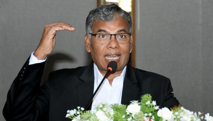नागरिकता विधयेकवारे मातृका भन्छन : मण्डले राष्ट्रवादी चिन्तनबाट मुक्त भएर शंसोधन गरौं