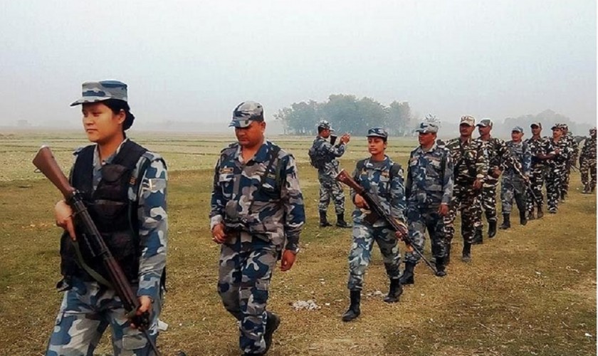 पश्चिम नवलपरासीमा गोली चल्यो , स्थानीय र शसस्त्र प्रहरी विच झडप