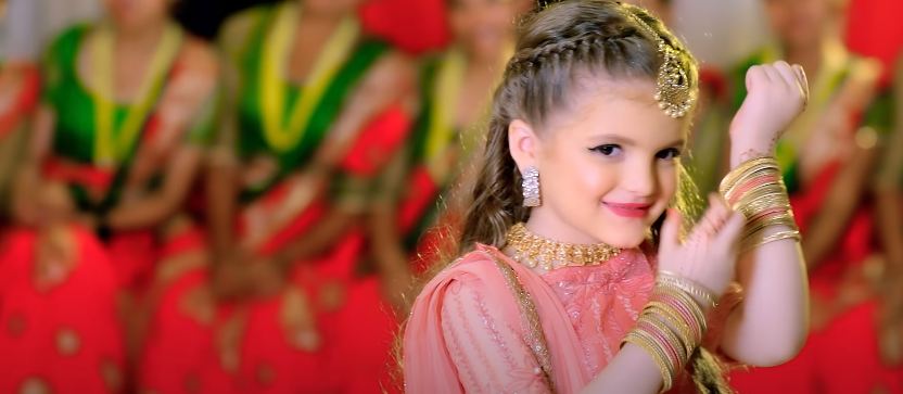 अकेशा पोखरेलको तीज गीत ‘रातो रातो सारी…’ सार्वजनिक