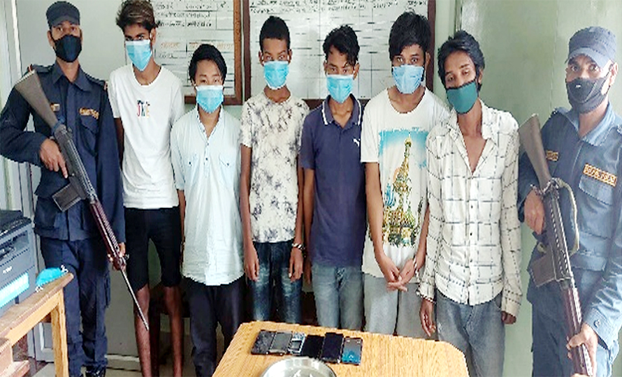 ब्राउन सुगरसहित ६ जना पक्राउ