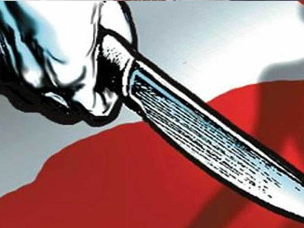 धादिङमा बृद्धको हत्या, टाउको झोलामा हालेर परियार पुगे प्रहरी सामु