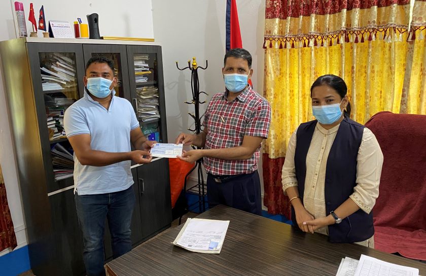 भरतपुर महानगरपालिकाद्धारा धुर्मुस सुन्तली फाउण्डेसनलाई ५० लाख प्रदान