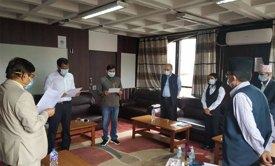 स्वास्थ्य बीमा बोर्ड सदस्यमा २ जना मनोनित