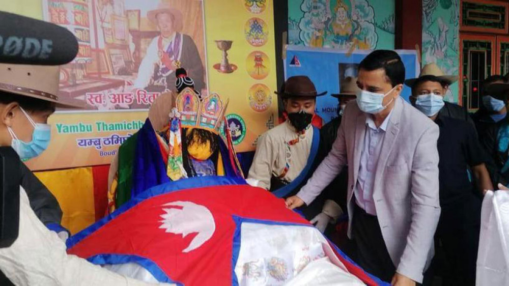 कीर्तिमानी आरोही आङरिता शेर्पा ‘हिमचितुवा’को राष्ट्रिय सम्मानका साथ  अन्त्येष्टि