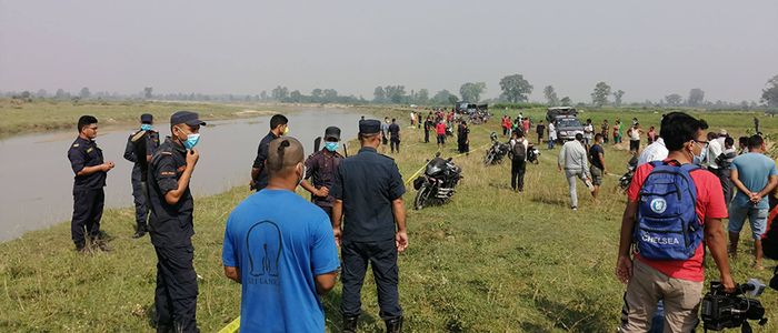 प्रदेश सरकारले  कैलालीमा हत्या गरिएका असई र प्रहरी जवानको परिवारलाई  २ लाख दिने