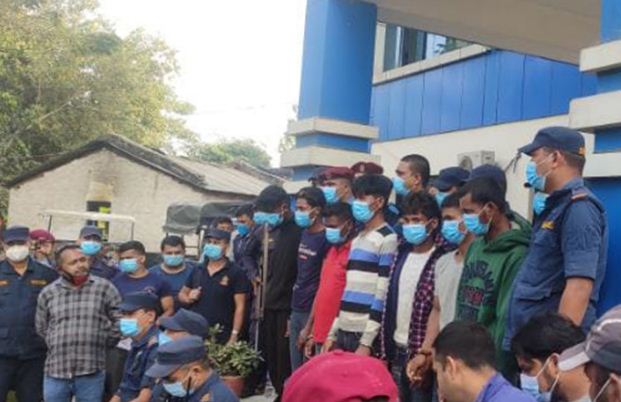 दुई प्रहरीको हत्यामा संलग्न ७ अभियुक्त सार्वजनिक