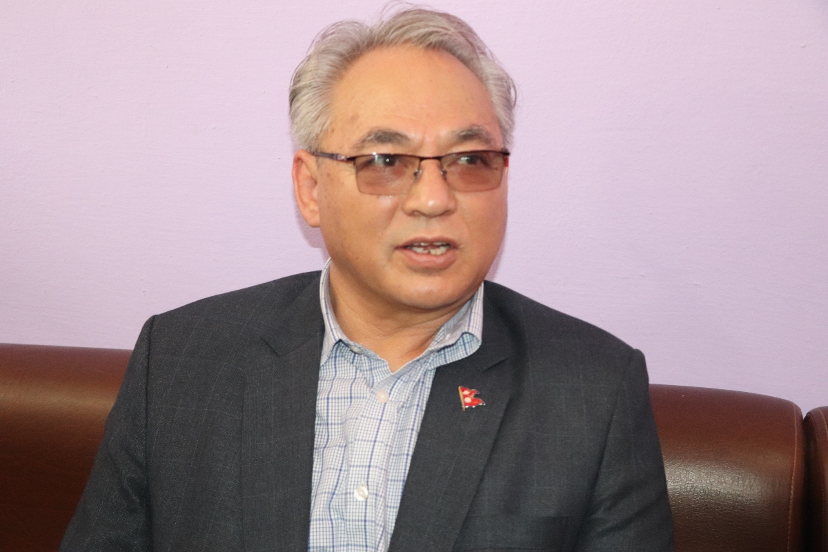 अन्ततः ओली समूहमा गए बादल