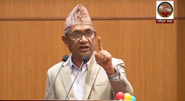 पार्टीको किचलोका कारण प्रतिनिधिसभा विघटन दुःखद् : दीनानाथ शर्मा