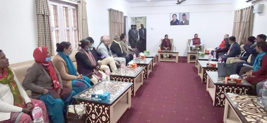 नेकपा प्रदेश २ को संसदीय दलमा महतो चयन, मण्डललाई हटाइयो