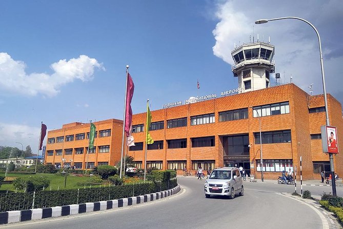 आन्तरिक र अन्तर्राष्ट्रिय उडानमा बैशाख मसान्तसम्म रोक