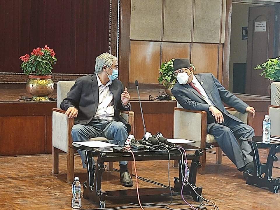 नागरिक अगुवाले विपक्षी गठबन्धनलाई एक स्वरमा भने -‘हाम्रो साथ छ’