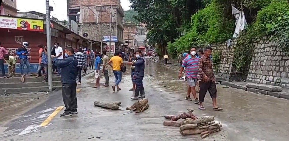 बाढीको विनाशलीला पछिको मेलम्ची बजार (तस्वीरहरु सहित)