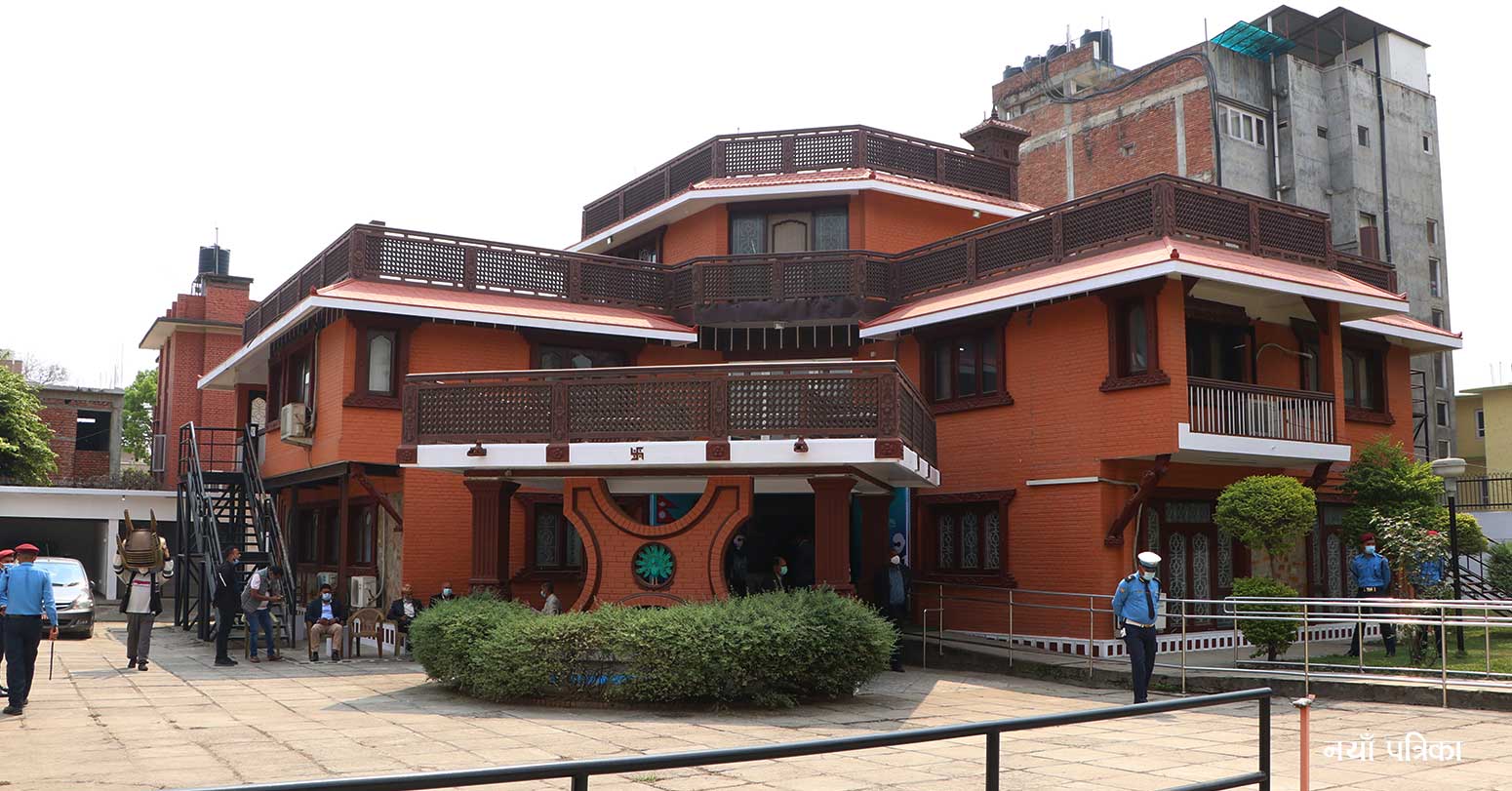 भोली एमाले संसदीय दलको बैठक बस्दै