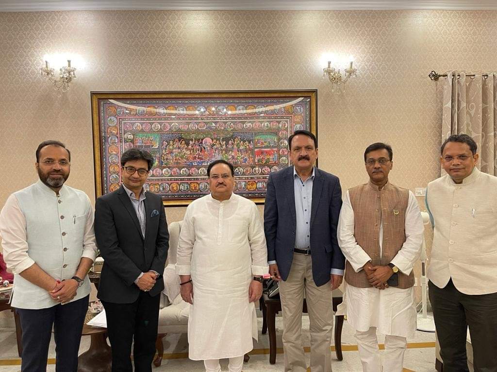 कांग्रेस सहमहामन्त्री डा.महत र भाजपा अध्यक्ष जेपी नड्डाबिच भेटवार्ता