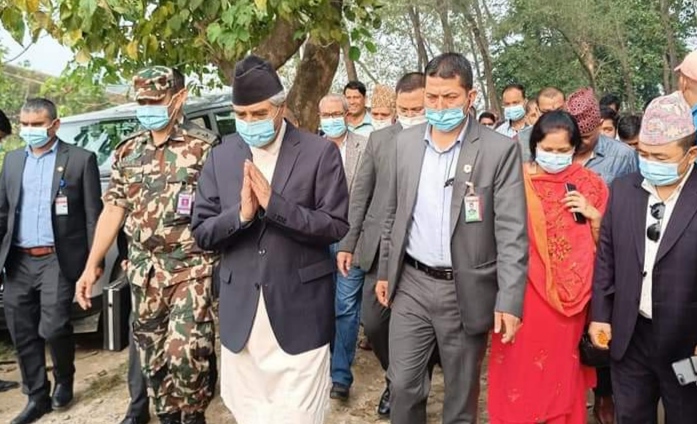 प्रधानमन्त्री देउवाले प्रदेश – १ को बाढी पहिरोग्रस्त क्षेत्रको स्थलगत भ्रमण गर्ने