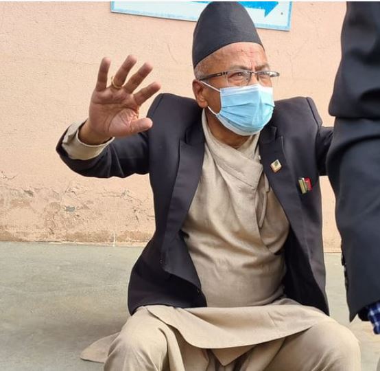 सर्वोच्चमा वकिल र प्रहरीबीच झडप