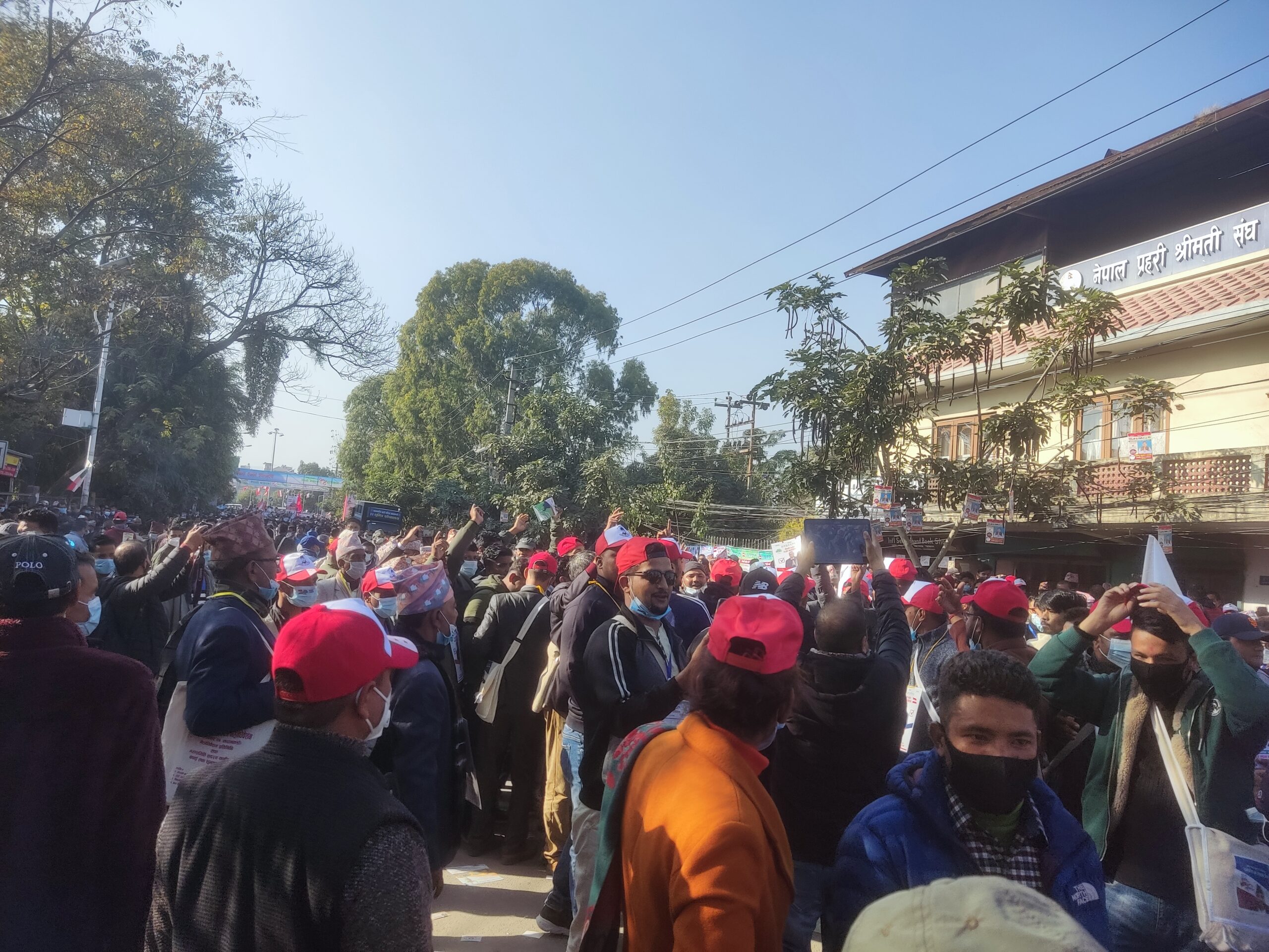 कांग्रेस महाधिवेशन : तीन घण्टा ढिलो गरी मतदान सुरु