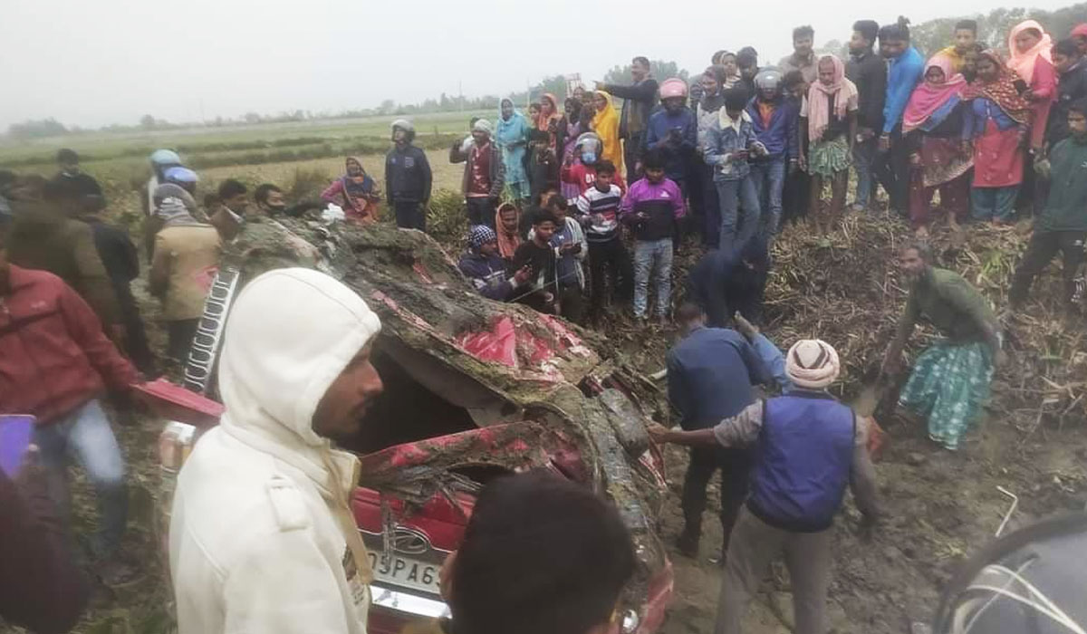 रौतहट कार दुर्घटनामा मृत्यु हुनेको संख्या ६ पुग्यो