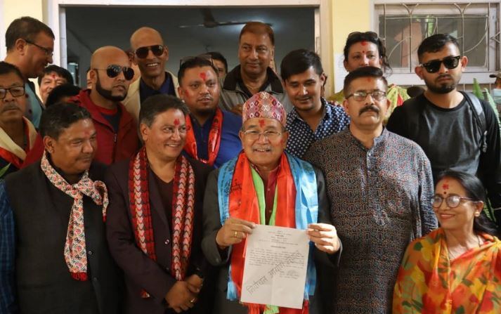 ललितपुरको मेयरमा चिरिबाबु महर्जनले गरे उम्मेदवारी दर्ता