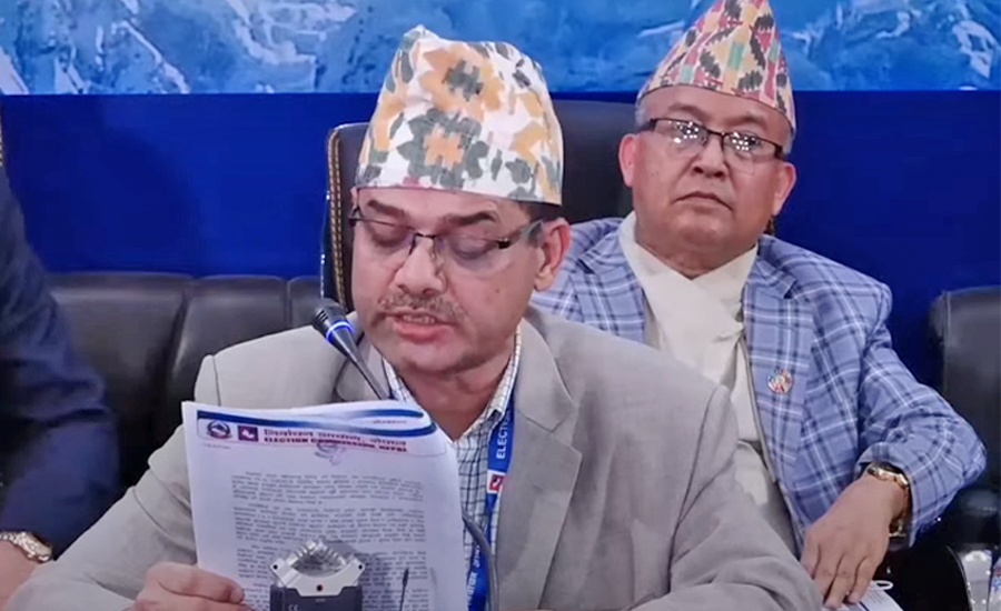 आयोगले मंगलबारदेखि नै मतपत्र ढुवानी गर्ने