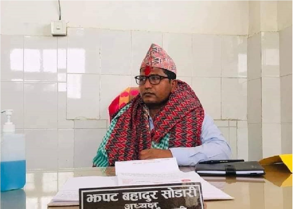 टिकापुर अस्पतालमा विशेषज्ञ सेवा संचालन गर्छौः अध्यक्ष सोडारी