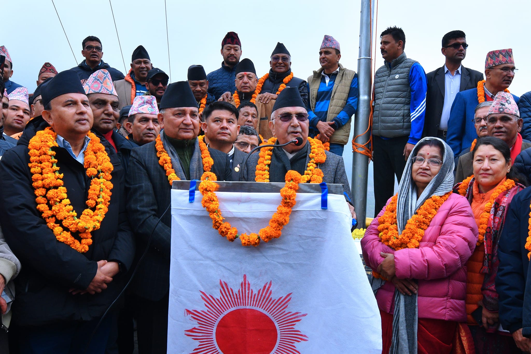 एमालेको मध्य पहाडी लोकमार्ग सङ्कल्प यात्रा सुरु