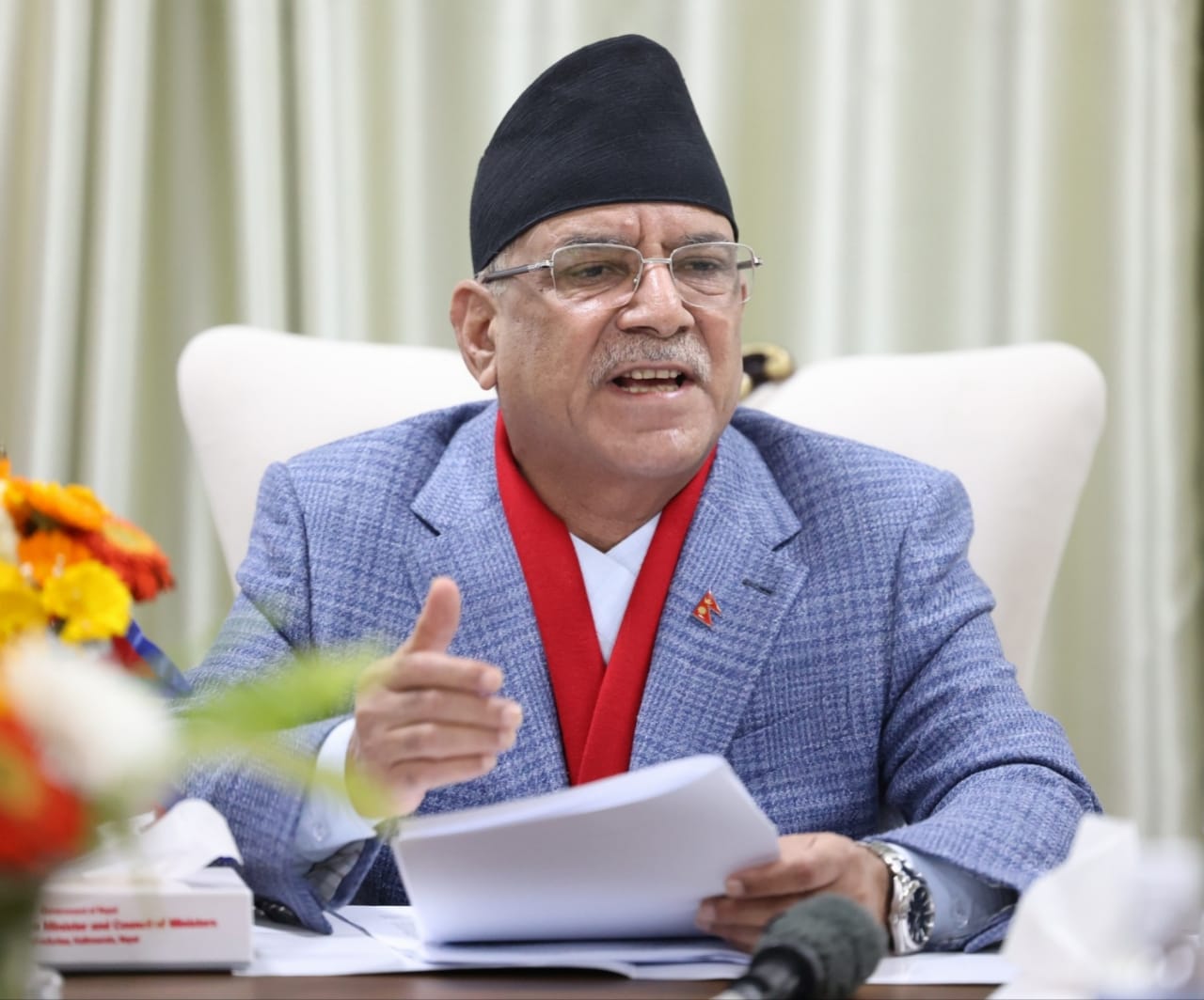 श्रमिकहरूलाई आर्थिक भार थप्ने मन्त्रालयको निर्णय कार्यान्वयन नगर्नुस्ः प्रधानमन्त्री