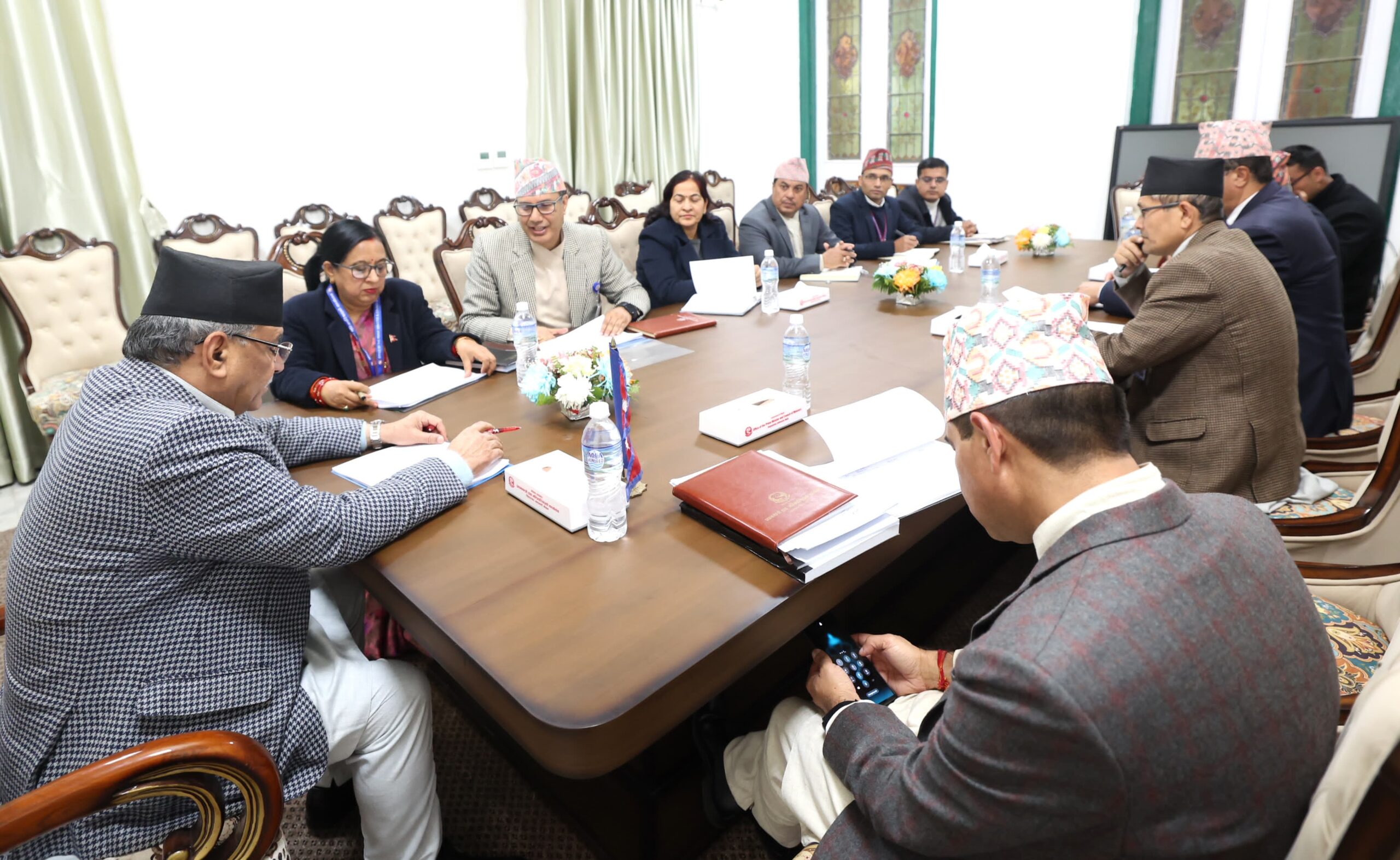 संसदलाई “बिजनेश” दिनेबारे कानुन मन्त्रालयसँग प्रधानमन्त्रीको छलफल