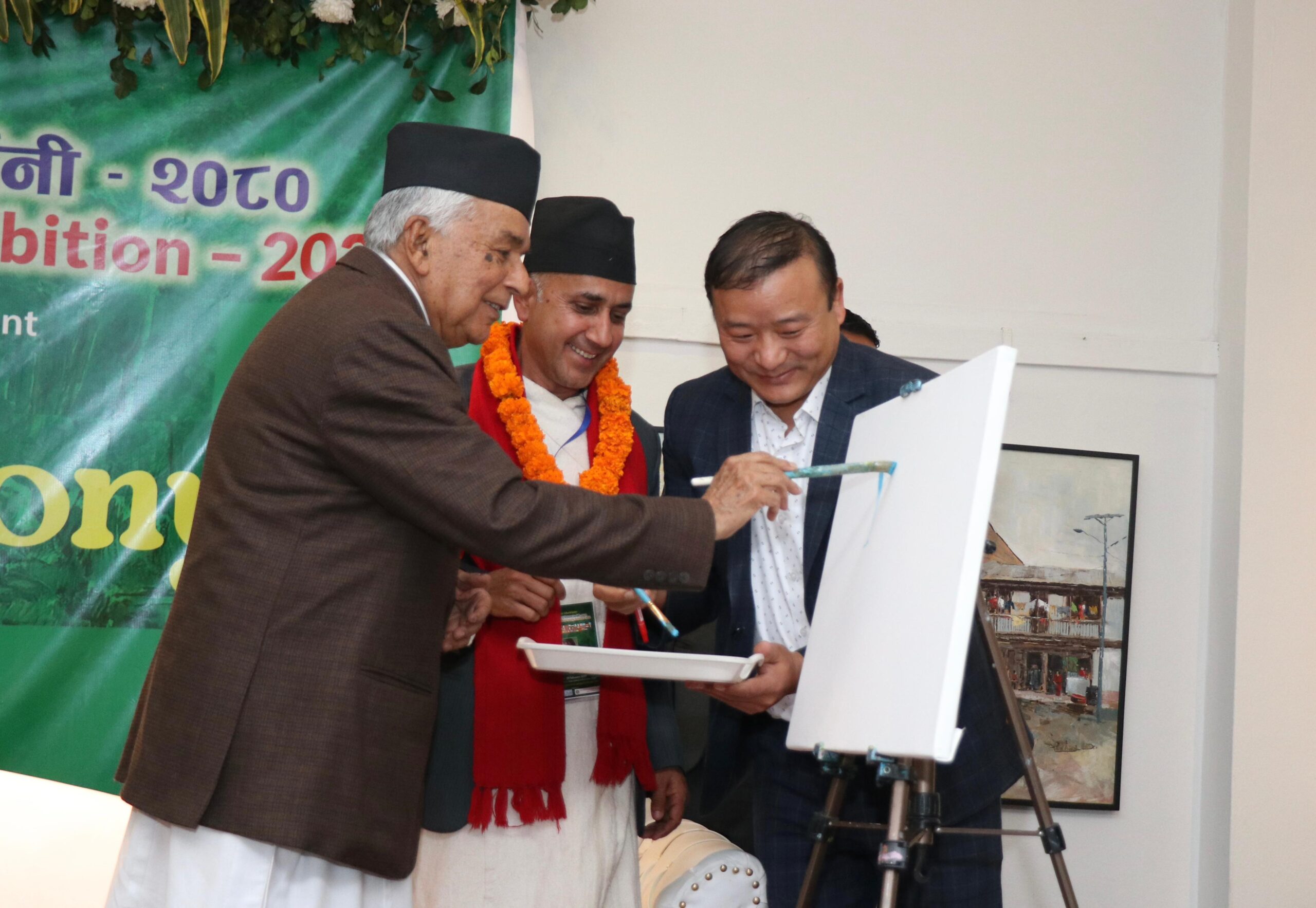 ५० देशका चित्रकारले बनाएका एक सय ७० बढी चित्रहरुको प्रर्दशनी सुरु
