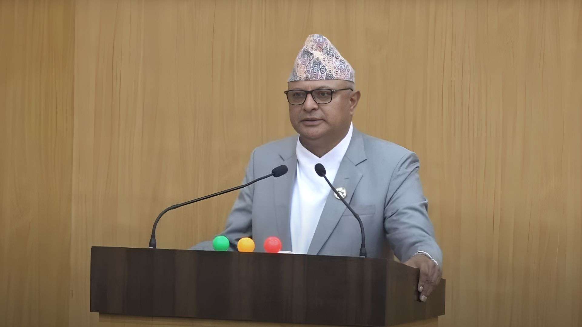 कोशी प्रदेशका  मुख्यमन्त्री हिक्मतकुमार कार्कीले पाए विश्वासको मत